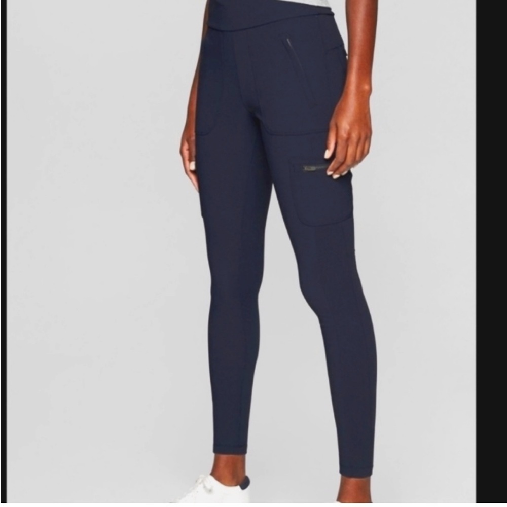 Athleta Headlands Hybrid Cargo II Tight